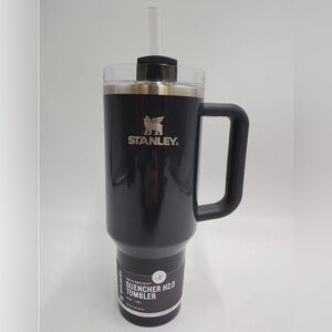 NEW Stanley e.l.f Crystal Clear Night 40oz Stainless Steel Quencher Tumbler